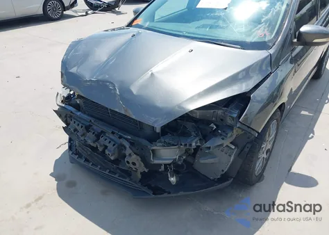 2016 Ford Focus Se z USA, uszkodzony, nr VIN 1FADP3F27GL378869